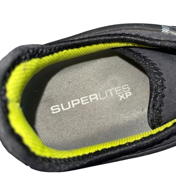FootJoy Superlites XP Mens 9.5 Grey Lime Lightweight Spikeless Golf Shoes 58075 main image 11